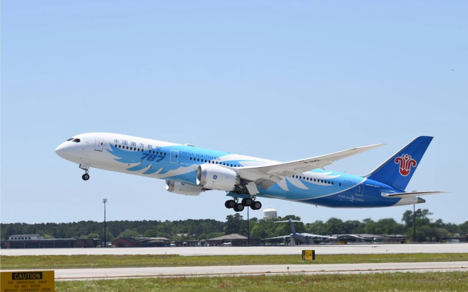 China Southern restores Beijing-Helsinki