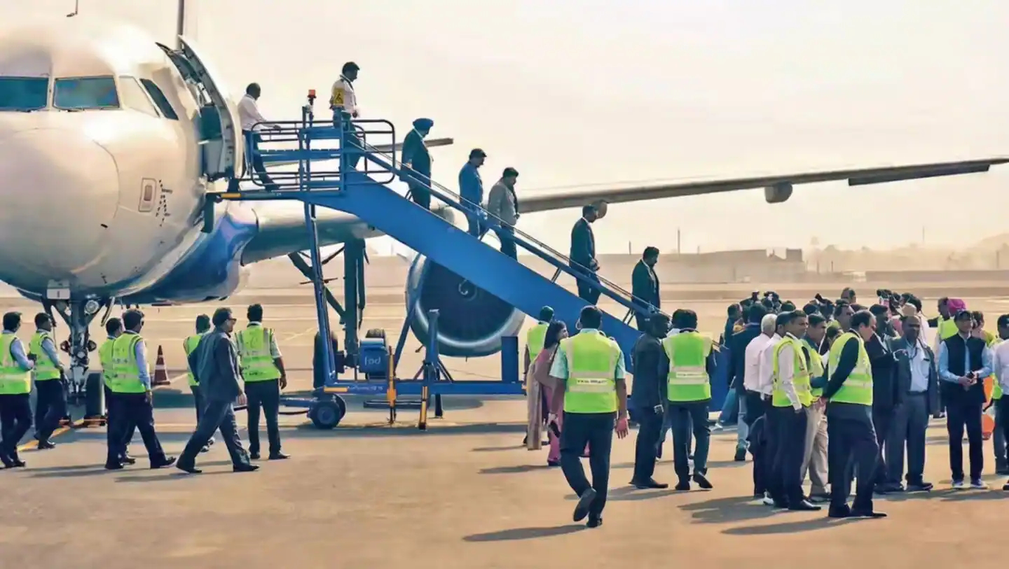 India cuts summer flights