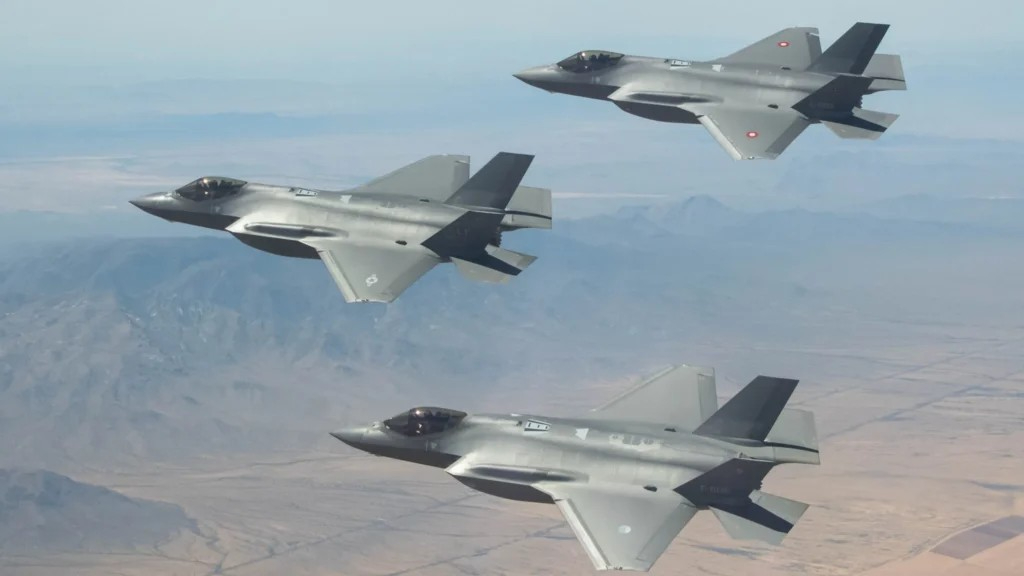USAF deploys F-35 Japan