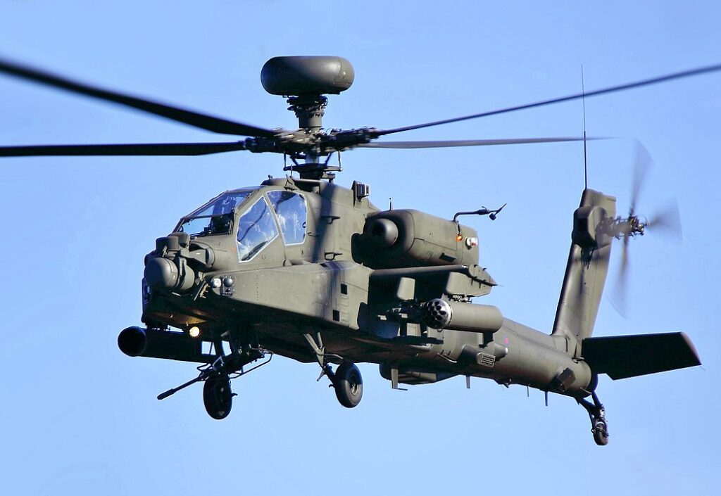 Army clears Apache pilots