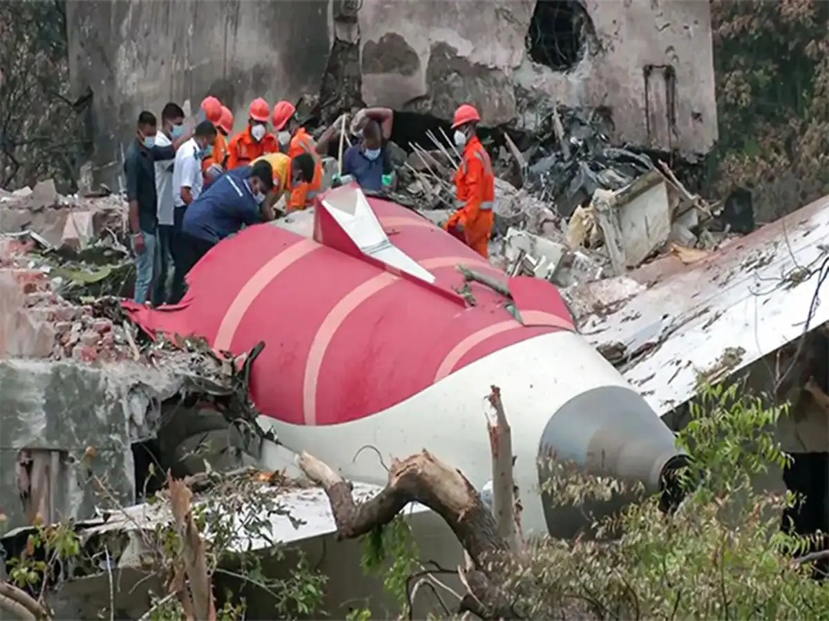 Pilots urge crash simulations