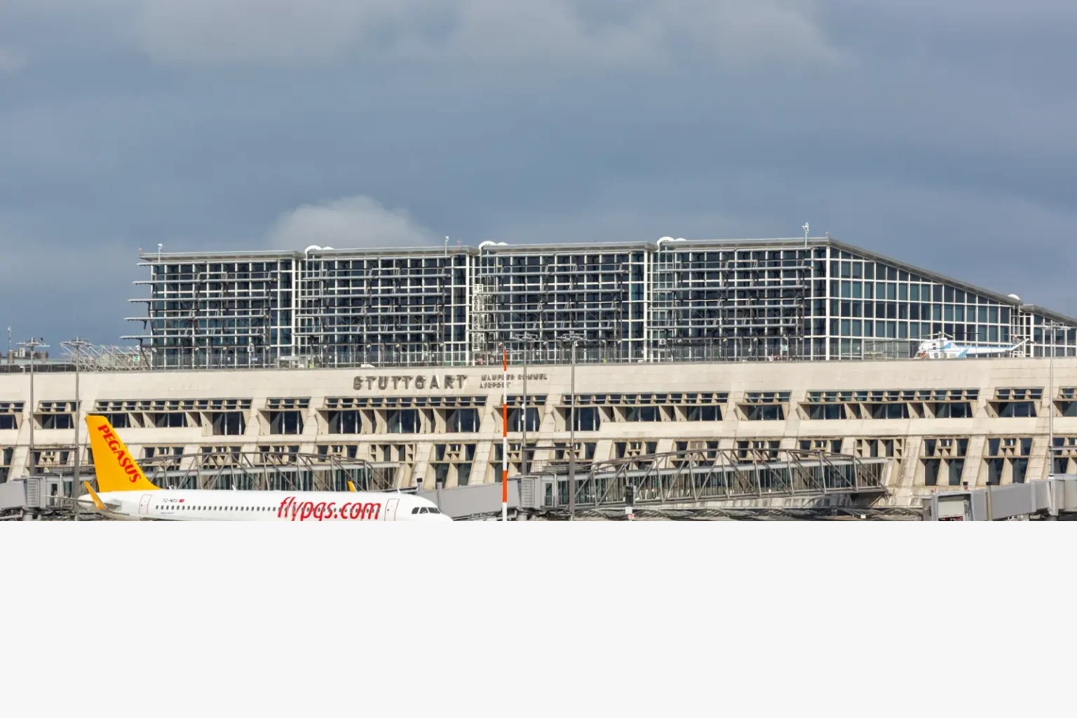 Stuttgart Airport security shut down