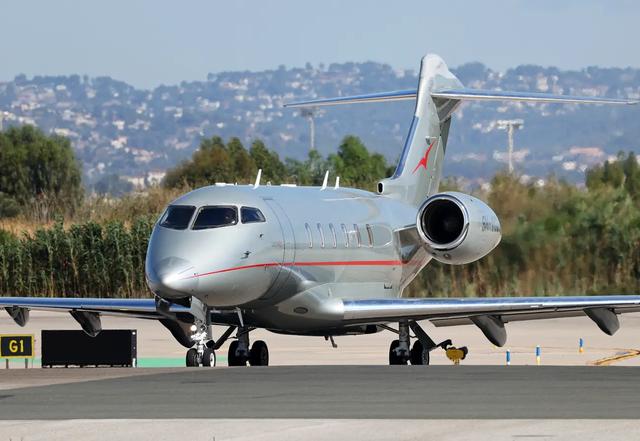 Wealthy buyers choose bigger jets