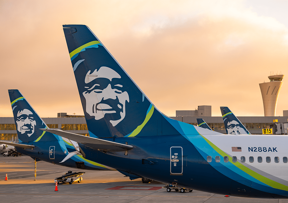 Alaska Airlines adds B737 service