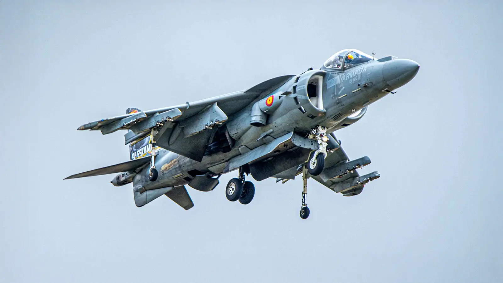 F-35B replaces Harrier on Amphibious ships
