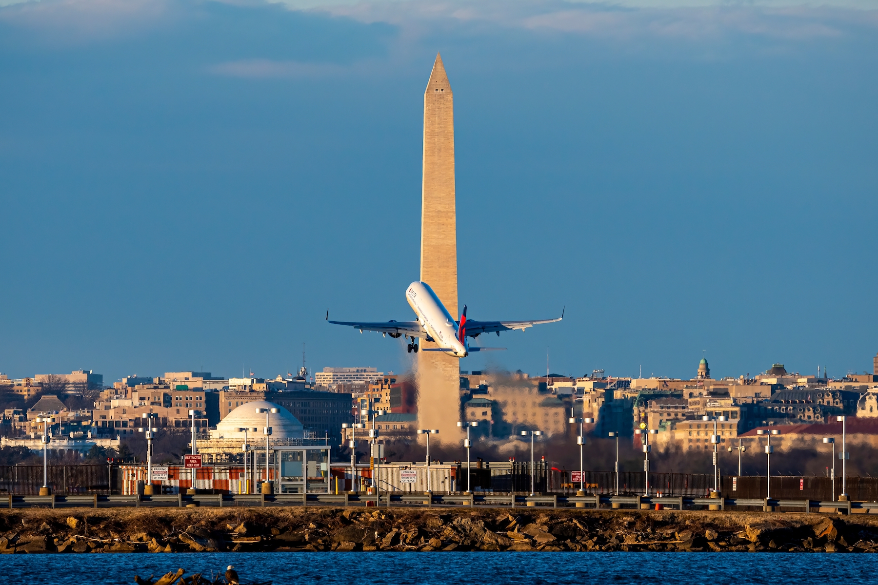 Delta suspends perks for lawmakers