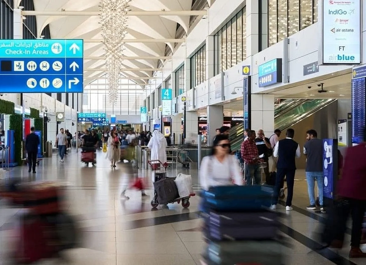 UAE airports face flight disruptions