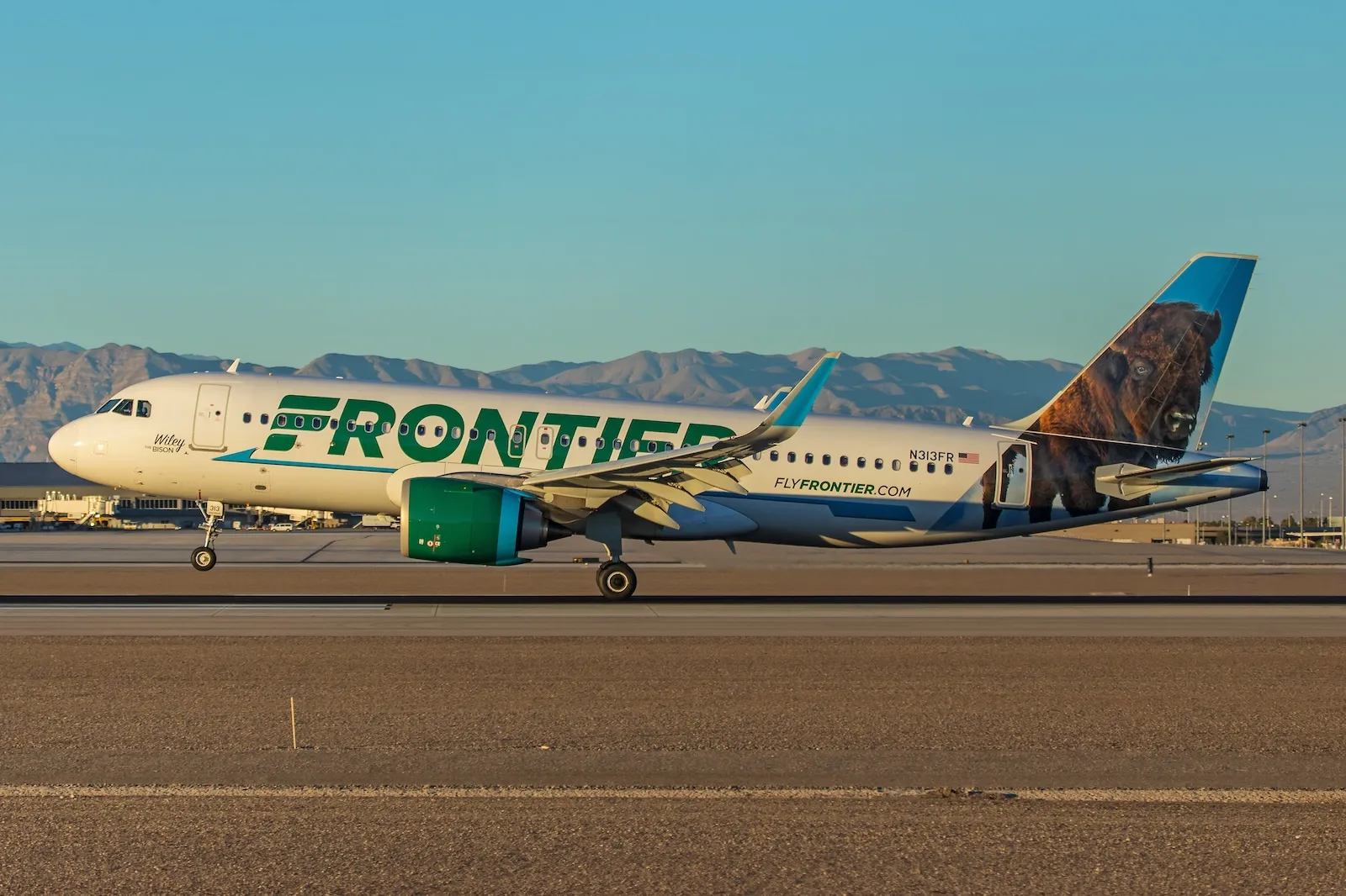 Frontier launches Detroit-LaGuardia route
