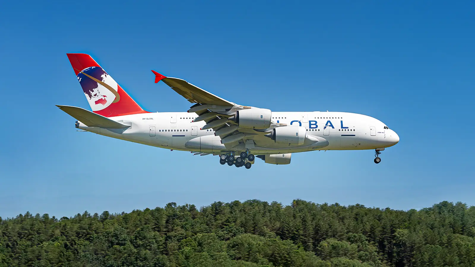 Global Airlines faces liquidation threat