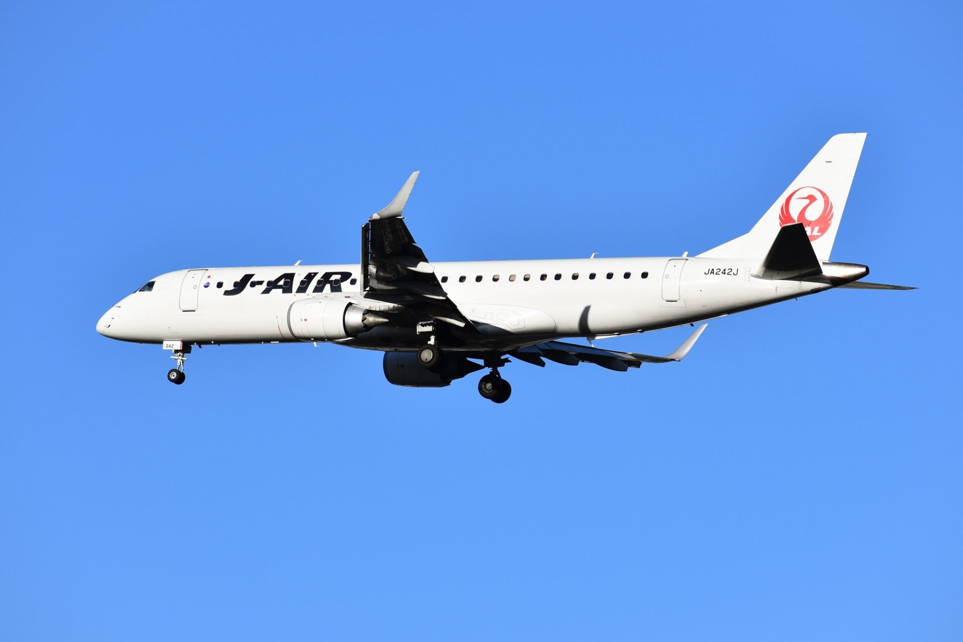 Embraer, Japan Airlines extend maintenance